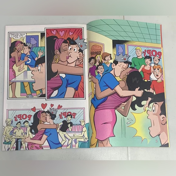 Betty And Veronica In Archie’s Fantasy Comic-Con 2015 Comic Issue 276 Archie’s G - Picture 3 of 13